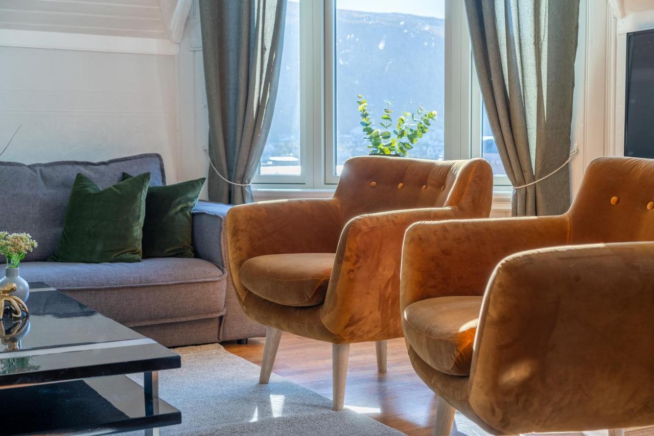 Enter Tromso - Exclusive 4 Bedroom Villa エクステリア 写真