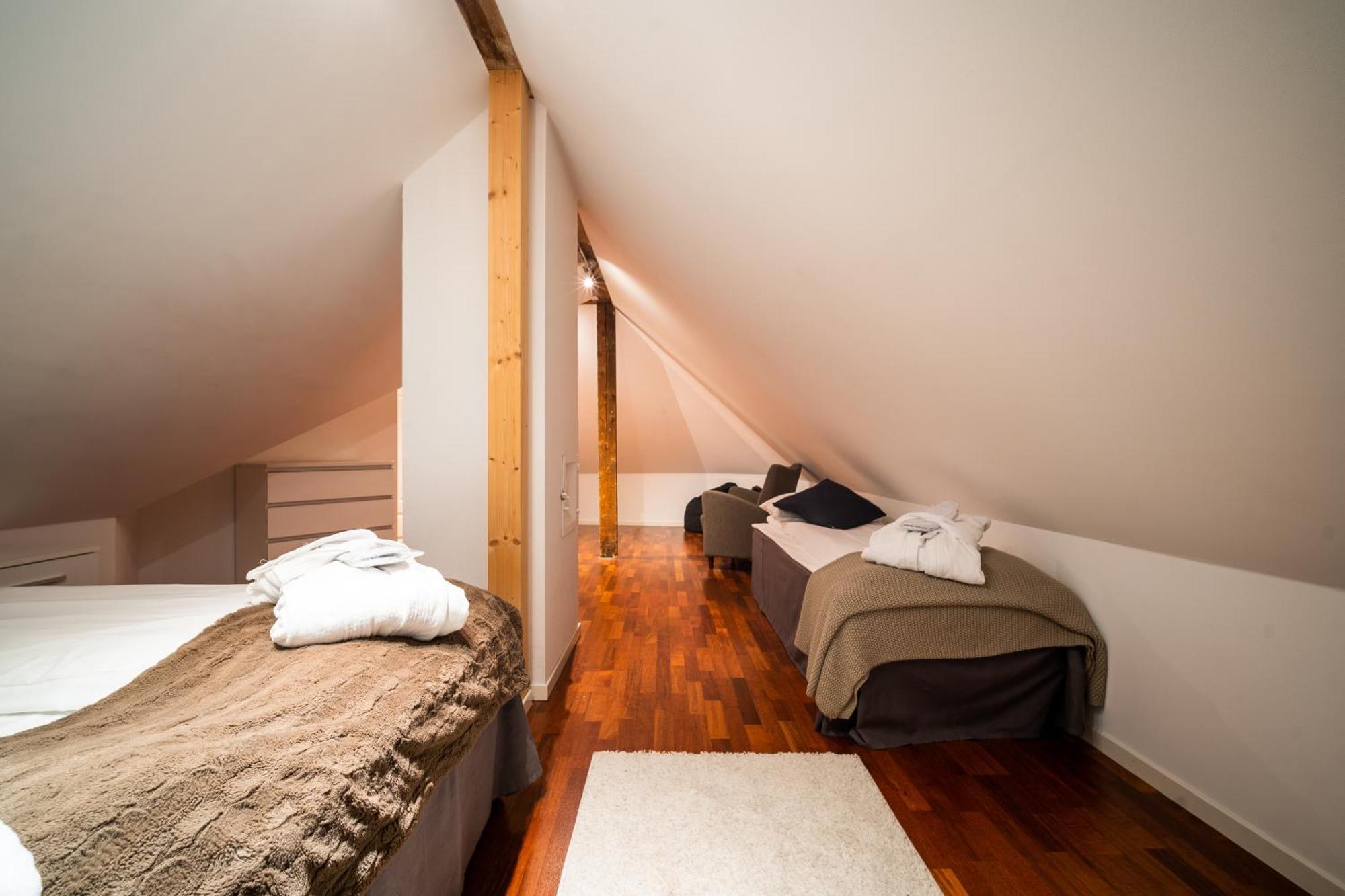 Enter Tromso - Exclusive 4 Bedroom Villa エクステリア 写真